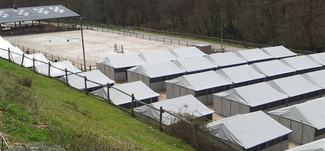 Centaure-Boxes : boxes démontables pour chevaux